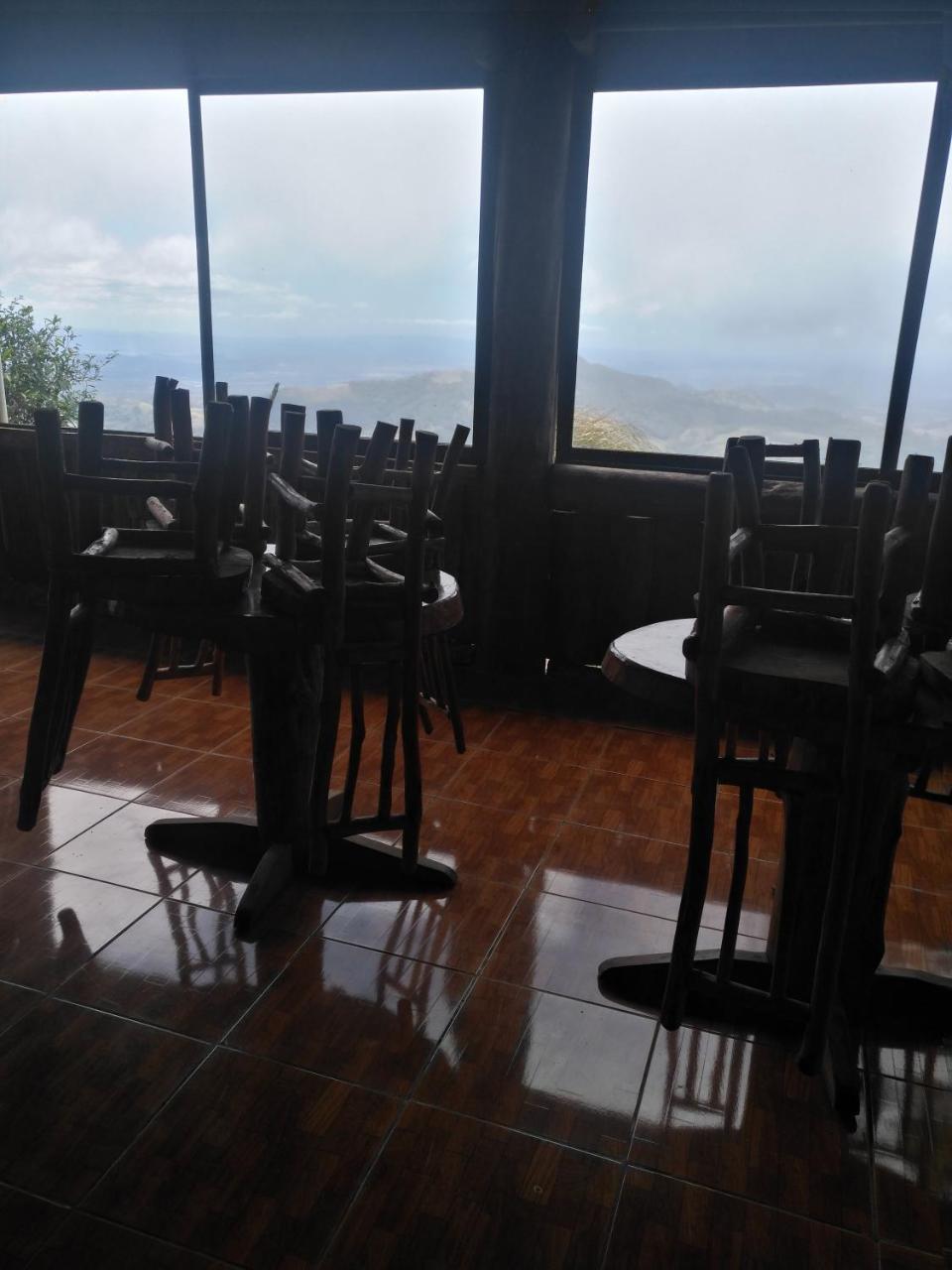 Cabecera de Canas Cabanas Don Camilo Albergue De Montana מראה חיצוני תמונה