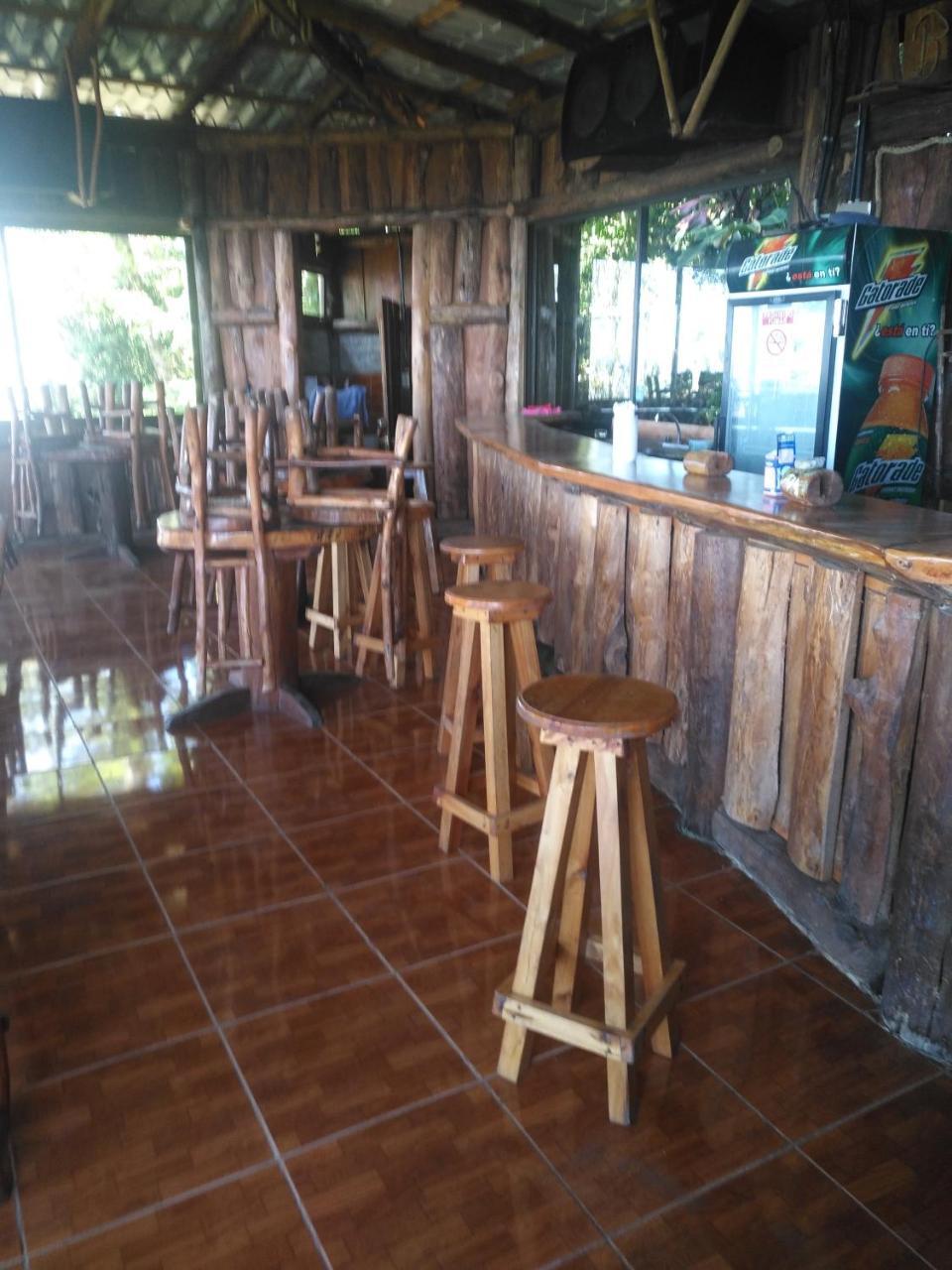 Cabecera de Canas Cabanas Don Camilo Albergue De Montana מראה חיצוני תמונה