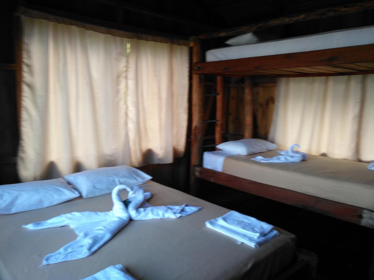 Cabecera de Canas Cabanas Don Camilo Albergue De Montana מראה חיצוני תמונה
