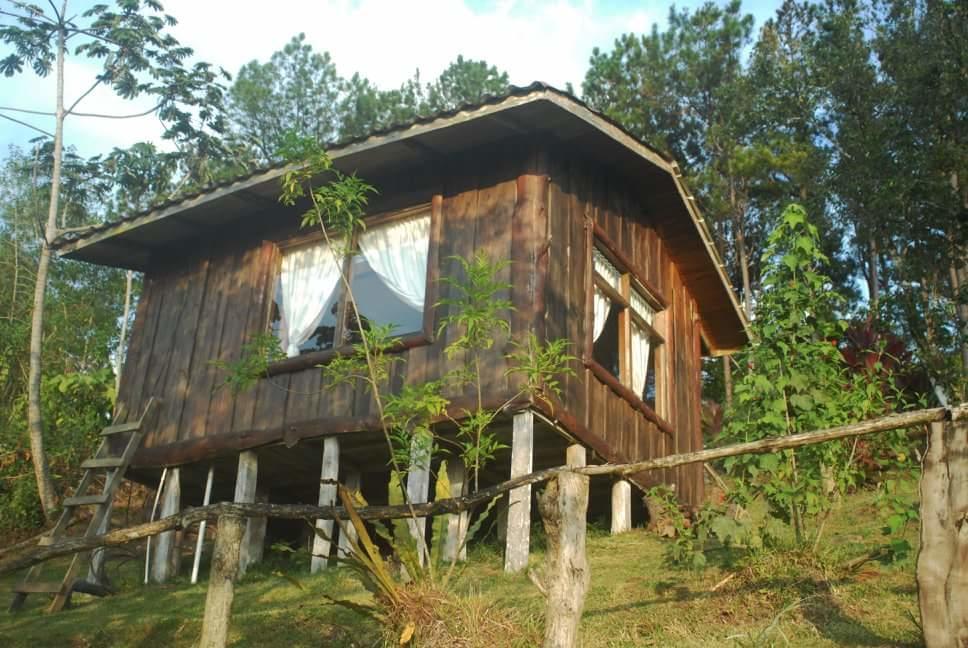 Cabecera de Canas Cabanas Don Camilo Albergue De Montana מראה חיצוני תמונה