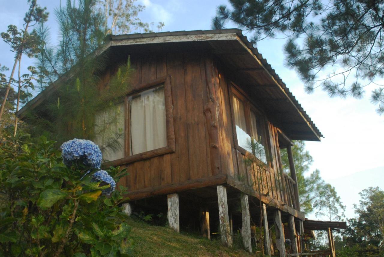 Cabecera de Canas Cabanas Don Camilo Albergue De Montana מראה חיצוני תמונה