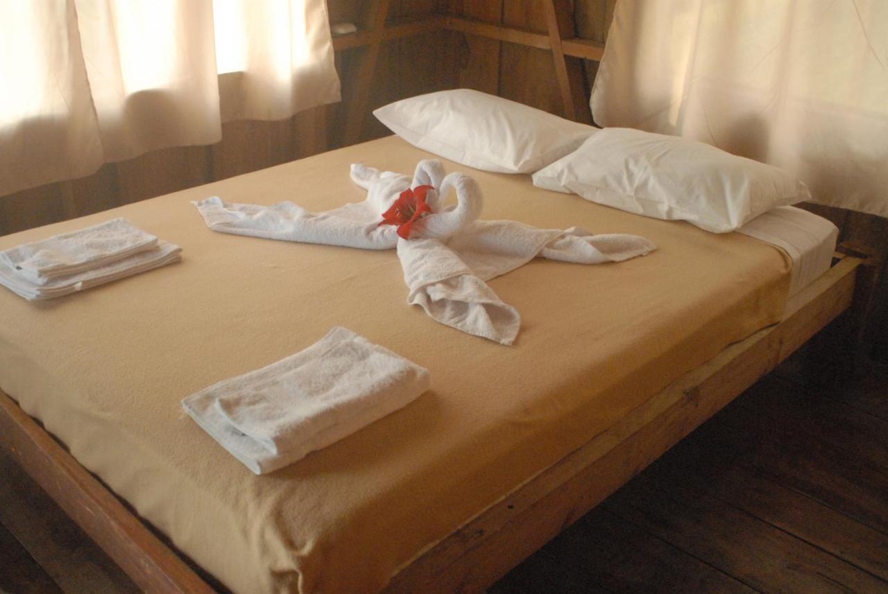 Cabecera de Canas Cabanas Don Camilo Albergue De Montana מראה חיצוני תמונה